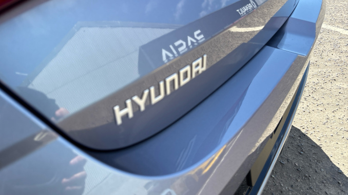 Hyundai i20 1.0T GDi Premium 5dr DCT Petrol Hatchback - Image 23